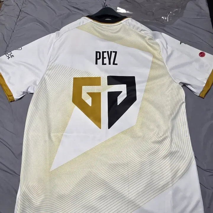 [BUNJANG] Gen.G 2024 Worlds Phase Jersey M Size / 2024 젠지 월즈 페이즈 마킹 (새상품) M사이즈