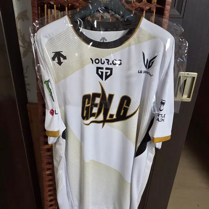 [BUNJANG] Gen.G 2024 Worlds Phase Jersey M Size / 2024 젠지 월즈 페이즈 마킹 (새상품) M사이즈