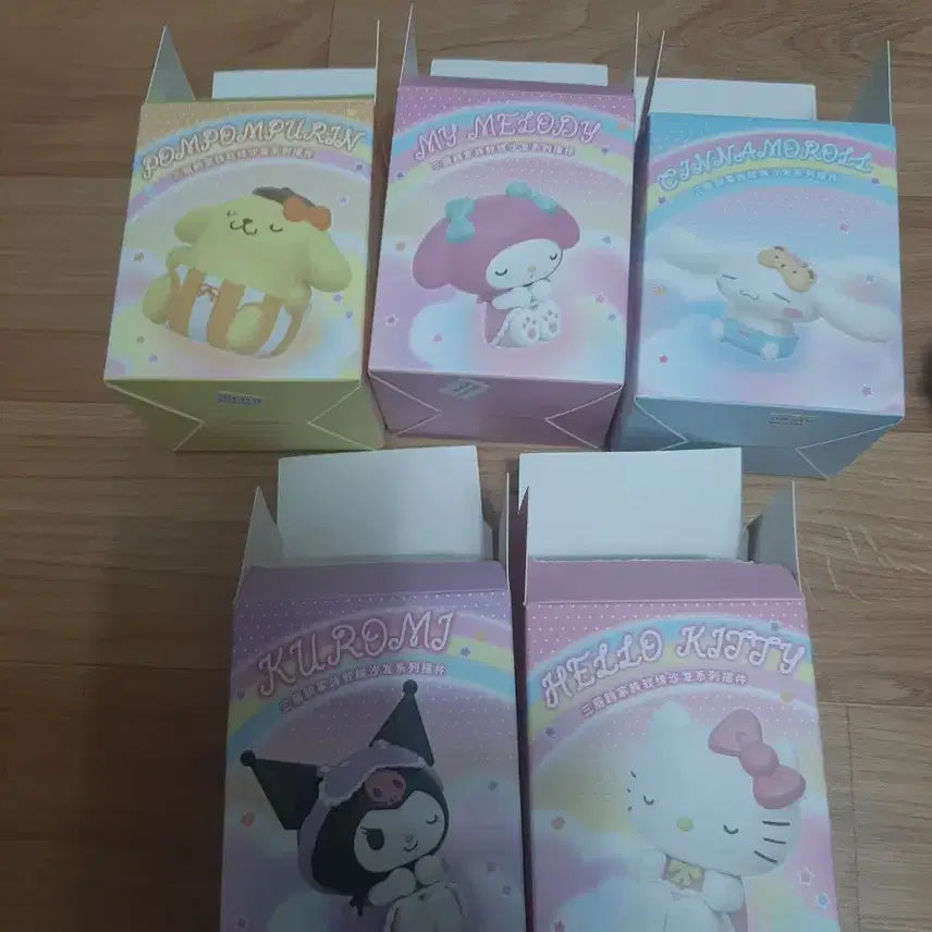 [BUNJANG] Sanrio Sofa Series Figures Set (5 Types) / 산리오 소파시리즈 피규어 5종