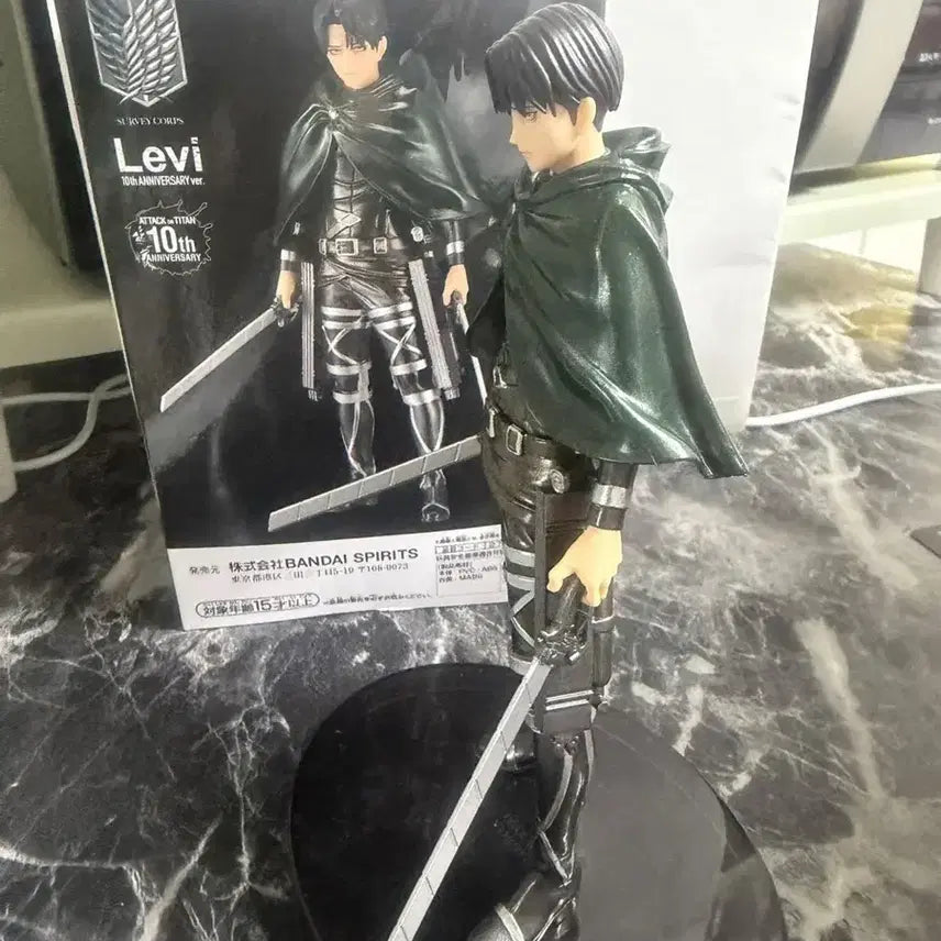 [BUNJANG] Levi 10th Anniversary Figure / 리바이10주년 피규어