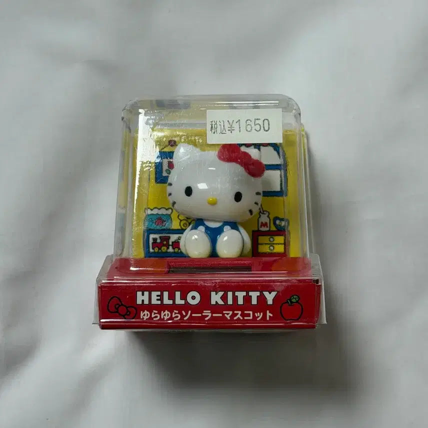 [BUNJANG] Hello Kitty Solar Powered Bobblehead Mascot Figure / 헬로키티 태양열 흔들흔들 까딱이 마스코트 피규어
