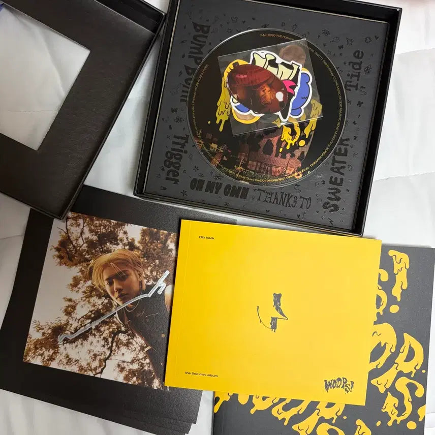 [BUNJANG] WOODZ Cho Seung Youn Signed Album (Non-Sale) / 우즈 조승연 뻠뻠 웁스 싸인 앨범 비매