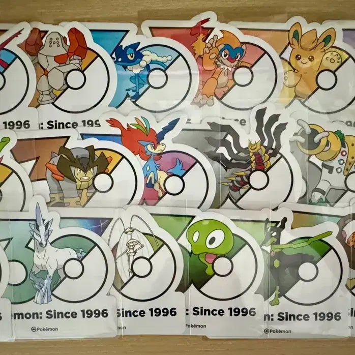 [BUNJANG] Pokemon Pop-up Store 30th Anniversary Logo Sticker / 포켓몬 성수 팝업 30주년 로고스티커 교환