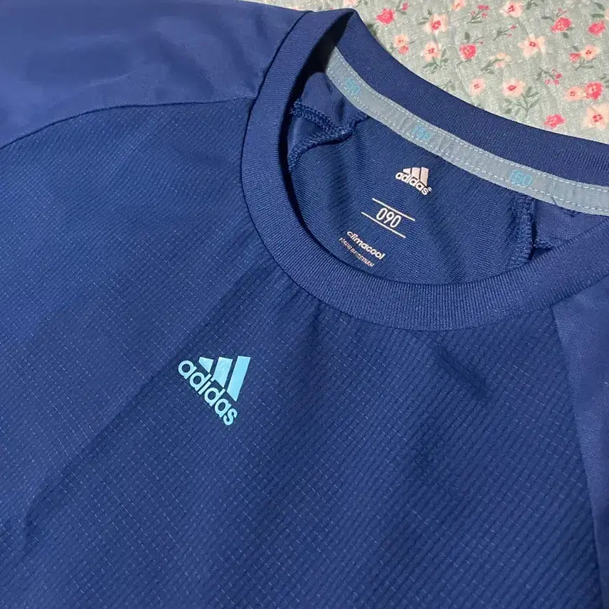 [BUNJANG] Adidas T-Shirt Bundle (2 Items) / 아디다스 티셔츠 2장