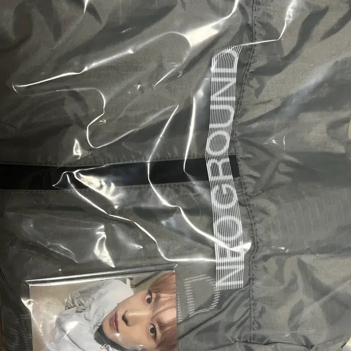 [BUNJANG] NCT 10th Anniversary Neo Ground Sport Bag Yuu / (미개봉/원가) 엔시티 10주년 팝업 네오그라운드 스포츠백 유우시
