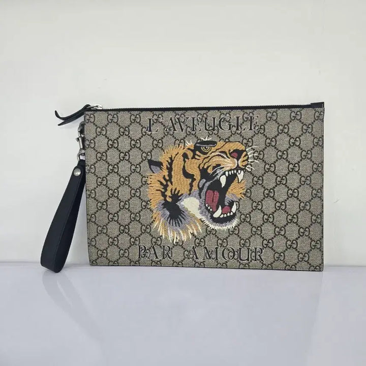 [BUNJANG] Gucci GG Tiger Print Supreme Pouch / [OS]구찌 가방 클러치백 타이거