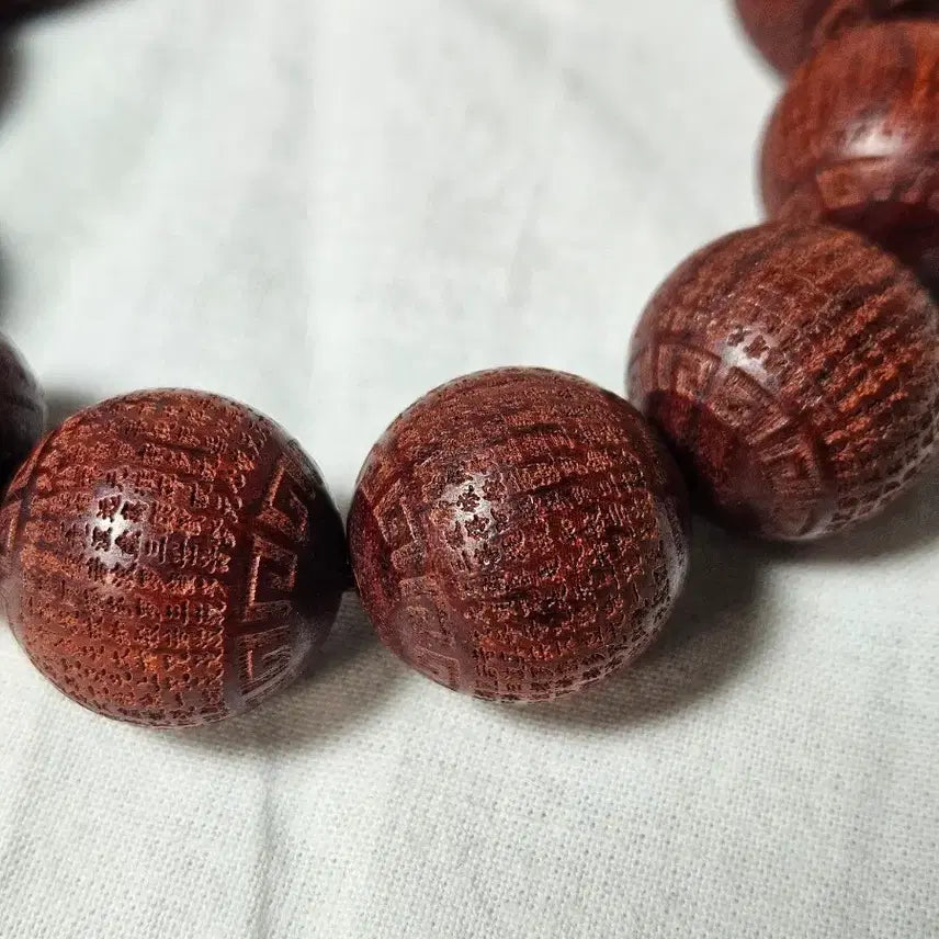 [BUNJANG] Blood Sandalwood Prayer Beads (20mm) / 염주 새상품 반야바라밀다심경 혈단 20mm 1개