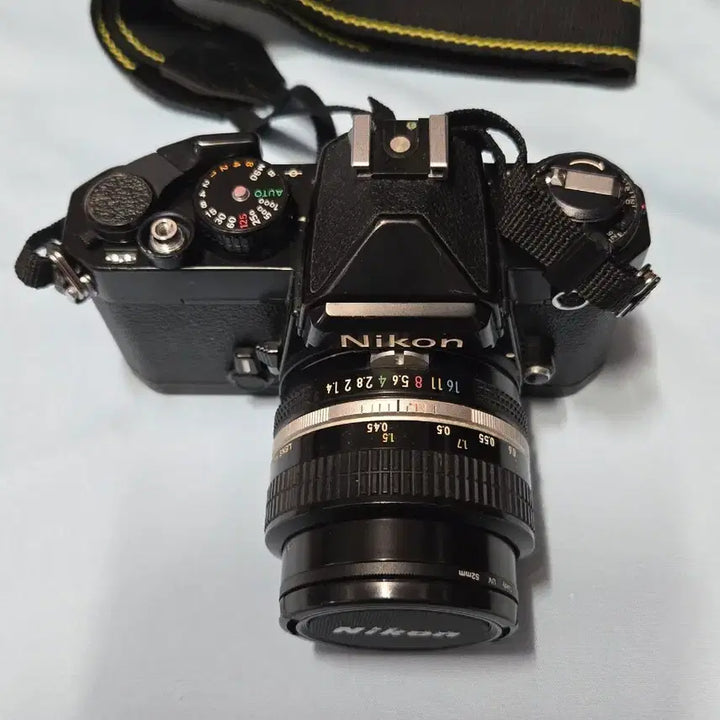 [BUNJANG] Nikon FE Black 35mm Film Camera with 50mm f/1.4 Lens / 니콘 FE BLACK 50mm1.4 필름카메라