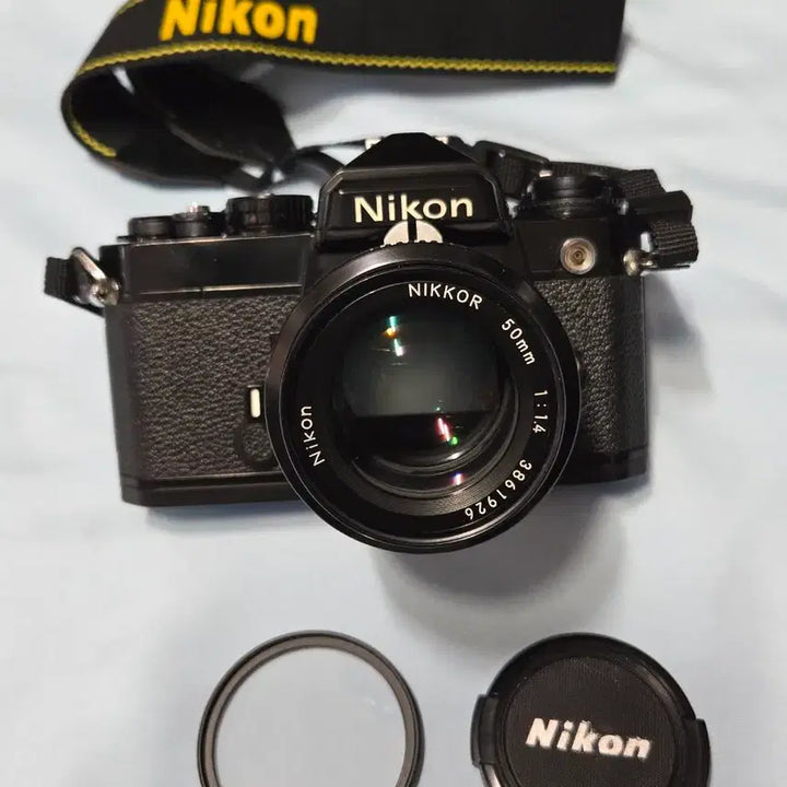 [BUNJANG] Nikon FE Black 35mm Film Camera with 50mm f/1.4 Lens / 니콘 FE BLACK 50mm1.4 필름카메라