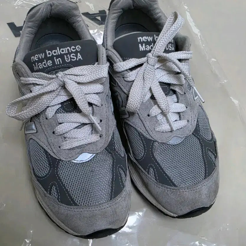 [SOLD OUT] 뉴발란스 993D 회색 운동화 Made in USA 265 팔아요