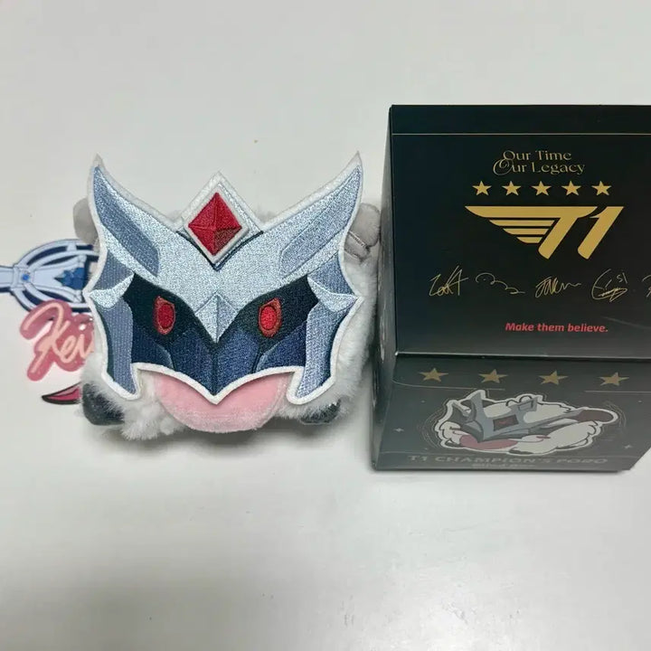 [BUNJANG] T1 Keria Worlds Pike Poro Keyring / T1 티원 케리아 keria 월즈 우승 기념 파이크 포로 키링
