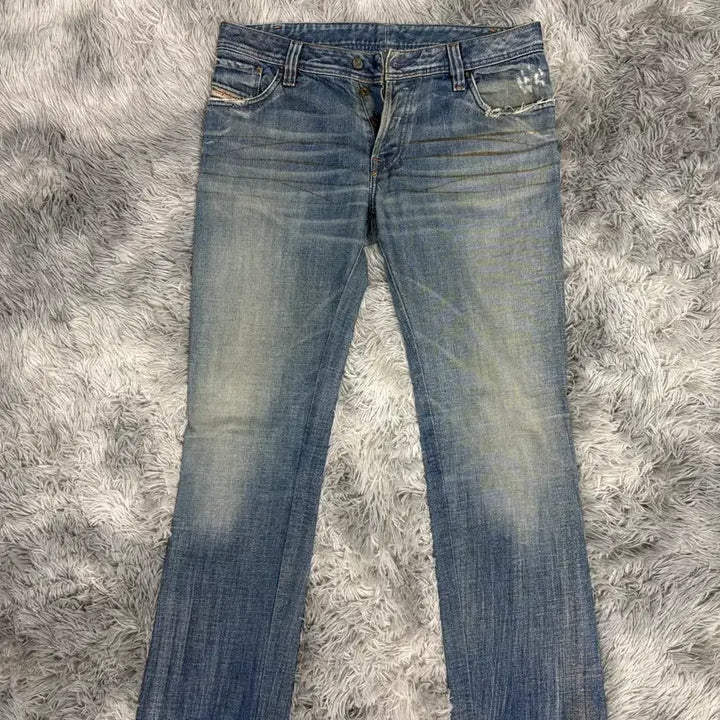 [BUNJANG] Diesel Vintage Washed Denim Jeans (Size 34) / 디젤 청바지 34