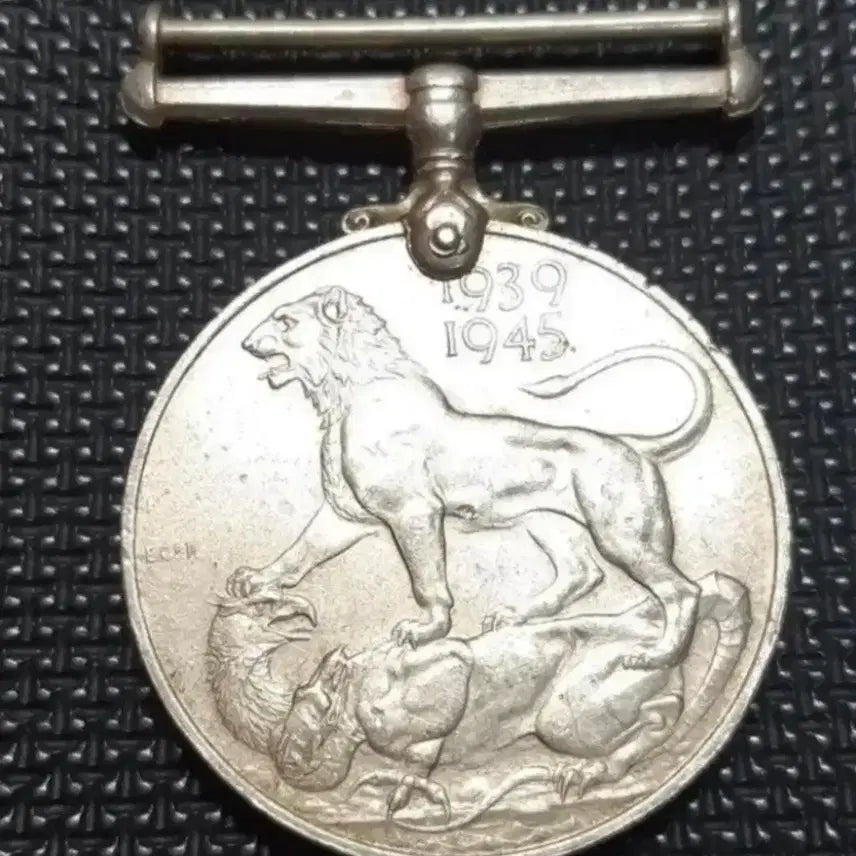 [BUNJANG] 1945 British World War II Commemorative Medal / 희귀 영국 1945년 세계2차대전 참전기념메달.주화 외국주화 화폐 동전