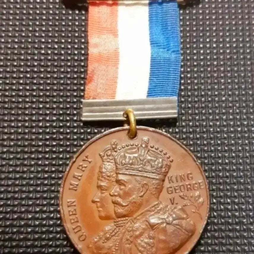 [BUNJANG] Rare British 1913 King George V &amp; Queen Mary Medal / 희귀 영국 1913년 조지5세&amp;메리퀸 메달. 외국주화 동전 주화 화폐