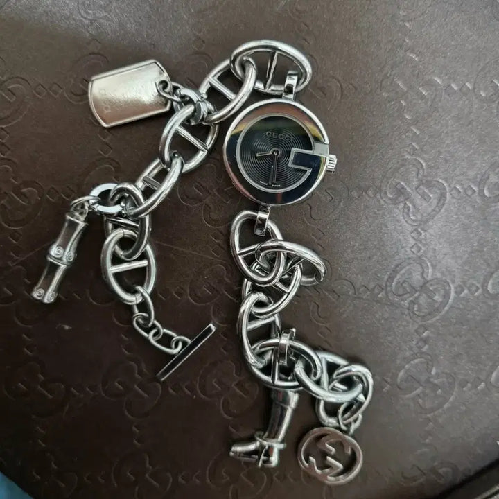 [BUNJANG] Gucci 107 Bangle YA107504 Watch / 정품  GUCCI 107   뱅글 YA 107 504