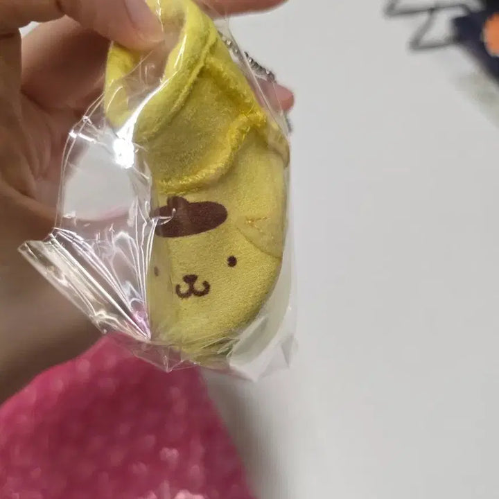 [BUNJANG] Sanrio Pompompurin Ugg Boot Keychain / 산리오 폼폼푸린 어그부츠 폼푸 랜덤키링