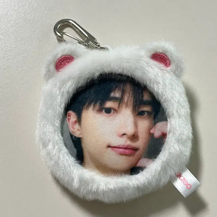 [BUNJANG] Stray Kids Hyunjin Face Badge &amp; Genie Pouch Cover / 스키즈 스트레이키즈 현진 얼굴뱃지+지니렛커버