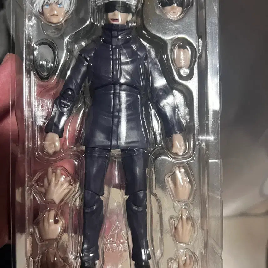[BUNJANG] SHF Jujutsu Kaisen Satoru Gojo Figure / SHF 주술회전 고죠 사토루 피규어 판매합니다!