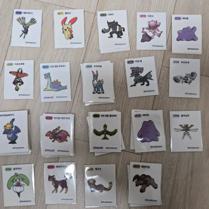 [BUNJANG] Pokemon Stickers / 포켓몬띠부씰 판매