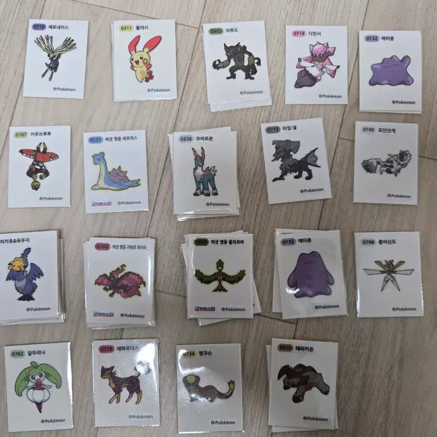 [BUNJANG] Pokemon Stickers / 포켓몬띠부씰 판매