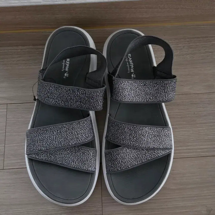 [BUNJANG] Bearpaw Sandals Size 235 / 베어파우 샌들 235