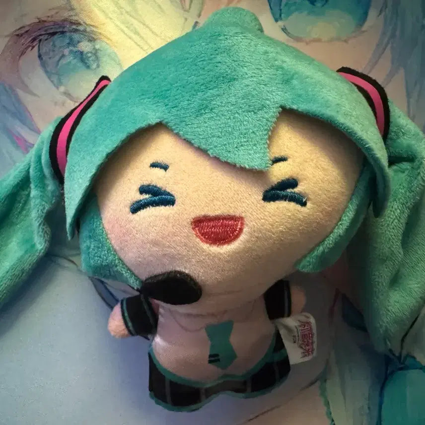 [BUNJANG] Hatsune Miku Twisting Pigtails Plush Doll / 하츠네미쿠 양갈래 돌아가는 인형