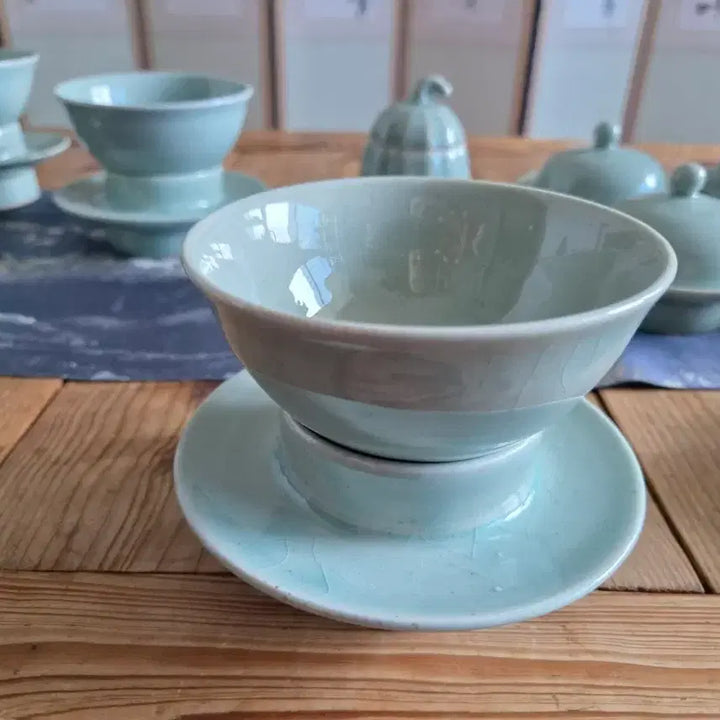 [BUNJANG] Masterpiece Pottery Celadon Tea Set with Scholar&