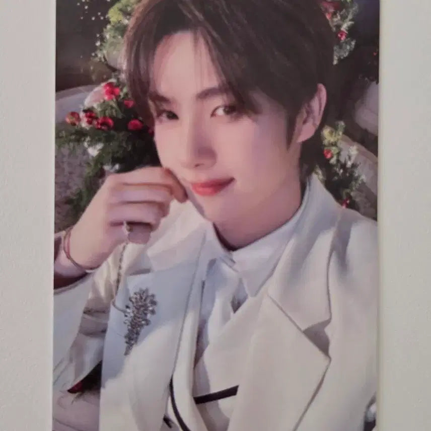 [BUNJANG] TWS Play Hard Music Korea Lucky Draw Youngjae Photocard / TWS play hard 뮤직코리아 럭키드로우 영재포카