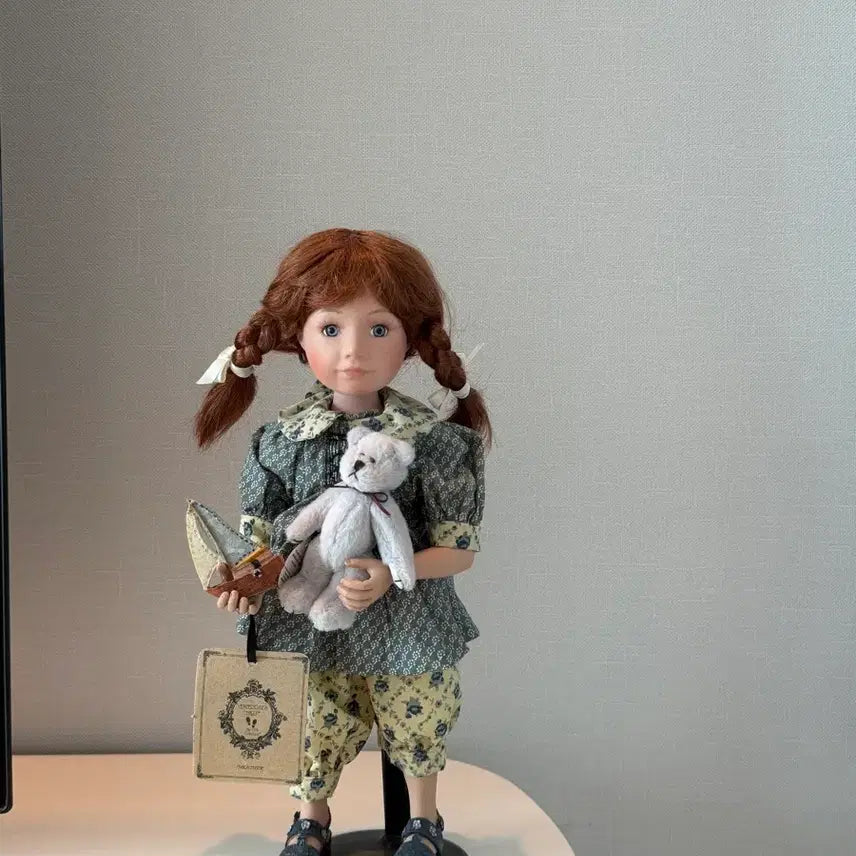 [BUNJANG] Vintage Porcelain Doll / 빈티지 풀박 삐삐 포쉐린 도자기인형 도기 인테리어소품