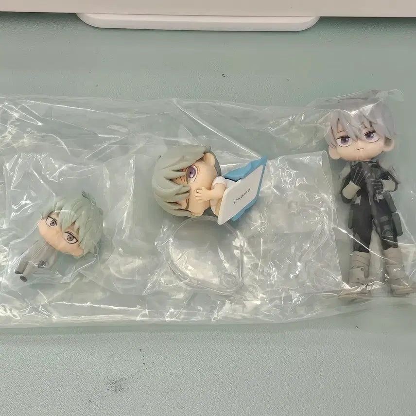 [BUNJANG] Kaiju No. 8 Leno Palvus Mini Figure, Onemutan Figure (Sealed) / 괴수8호 레노 팔버스 미니피규어 미개봉 오네무탄