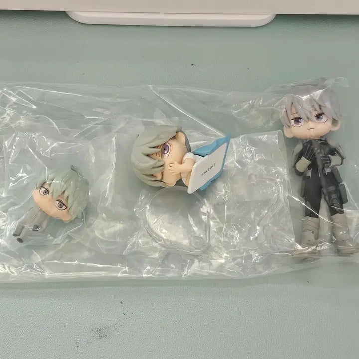 [BUNJANG] Kaiju No. 8 Leno Palvus Mini Figure, Onemutan Figure (Sealed) / 괴수8호 레노 팔버스 미니피규어 미개봉 오네무탄