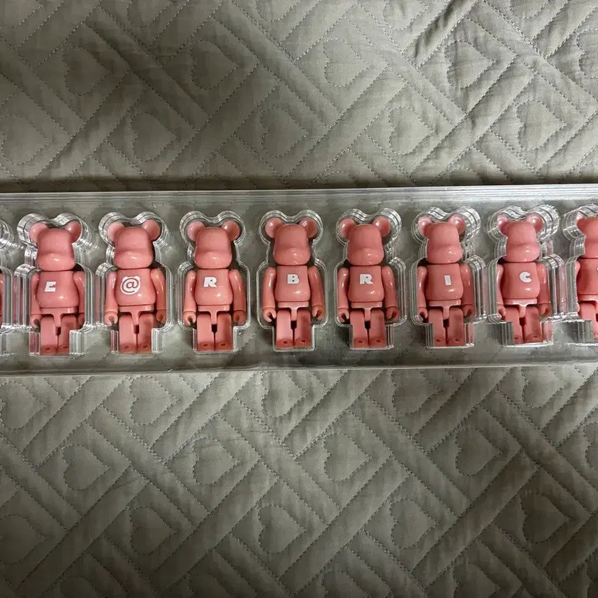 [BUNJANG] Be@rbrick Series 45 Basic Alphabet Full Set / 베어브릭 45탄 베이직 알파벳 세트