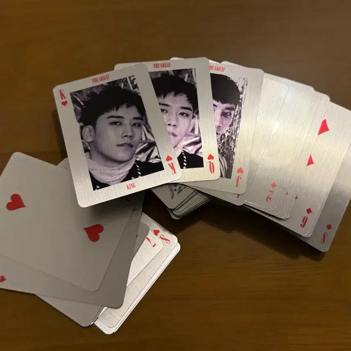 [BUNJANG] Seungri Metal Playing Card Set / 승리굿즈 메탈 플래잉카드 희귀템