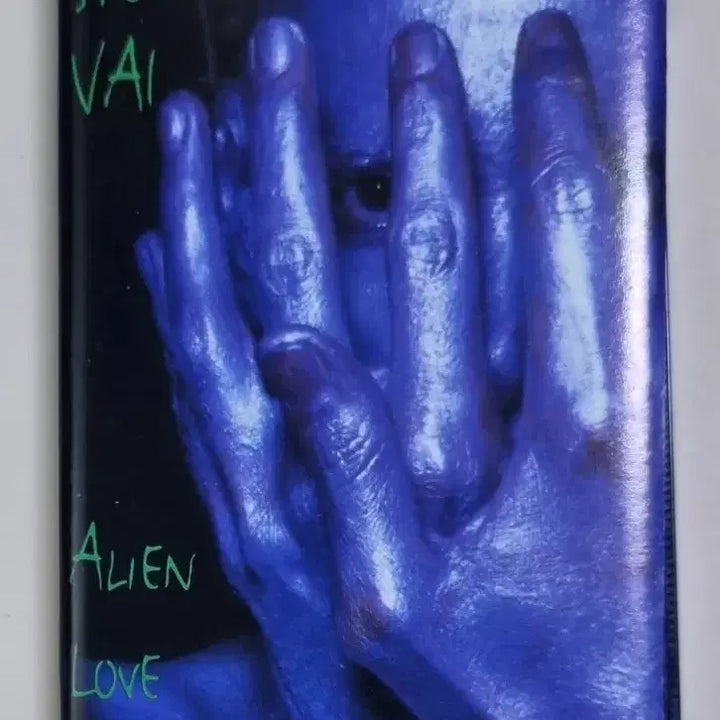 [SOLD OUT] 스티브 바이 Alien Love Secrets (카세트테이프)