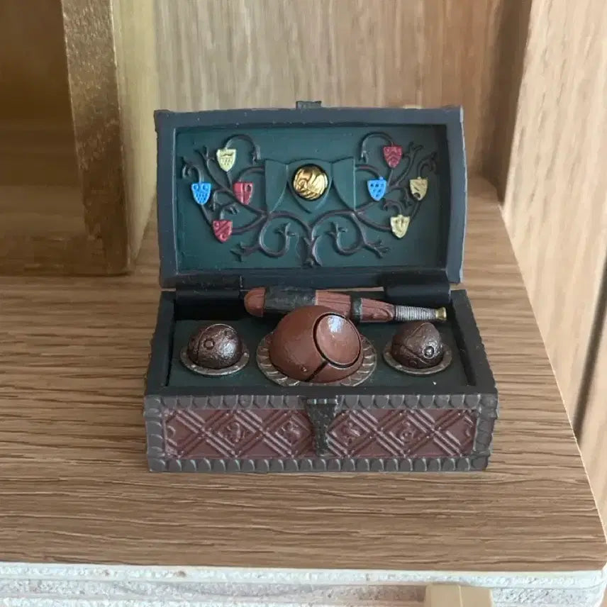 [BUNJANG] Harry Potter Quidditch Snitch Figure Box / 해리포터 퀴디치 박스 피규어
