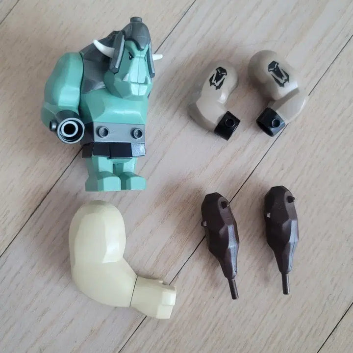 [BUNJANG] LEGO Castle Giant Troll Minifigure Parts Bundle Set / 올드 레고 캐슬 자이언트 트롤 미니피규어 부품 일괄