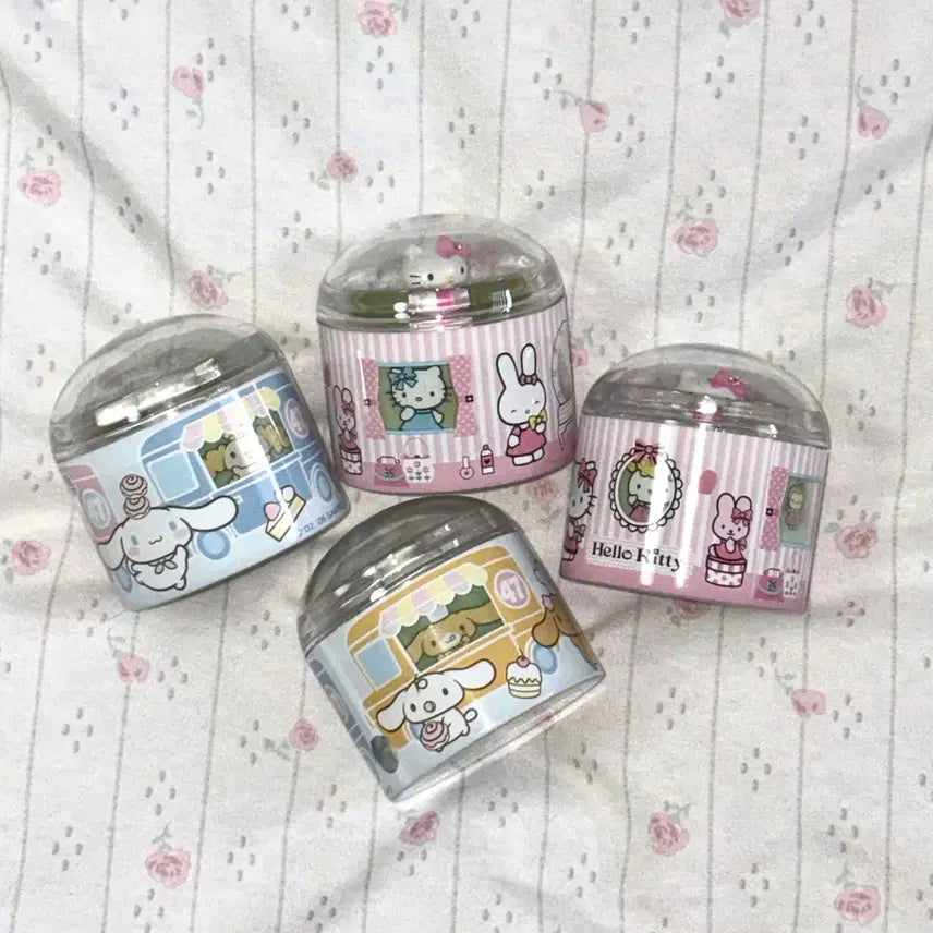 [BUNJANG] Sanrio 2006 Hello Kitty &amp; Cinnamoroll Dome Figurine with Pencil Sharpener / 산리오 2006 헬로키티 시나모롤 피규어