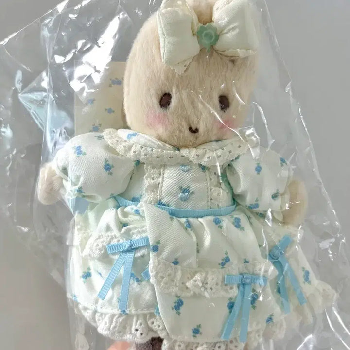 [BUNJANG] Sanrio Forest Lace Marron Cream Mascot Plush Keychain (Sealed) / 정품 산리오 포레스트 레이스 마론크림 마스코트 인형 키링 미개봉 새상품