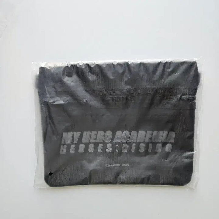 [BUNJANG] My Hero Academia Heroes Rising Theatrical Edition Blu-ray Limited Bonus Sacoche Bag / 나히아 히어로즈 라이징 극장판 블루레이 한정 특전 사코슈 백 미개봉