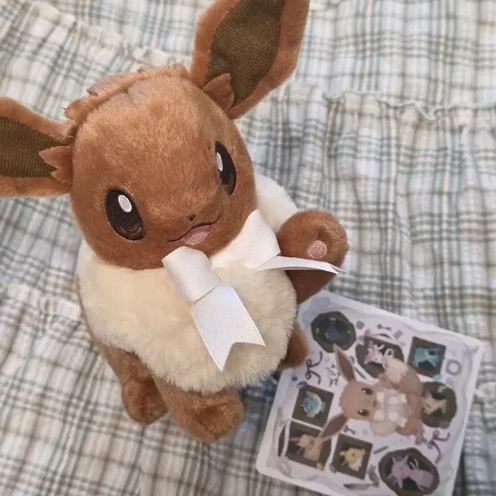 [BUNJANG] Eevee Collection High Five Plush Seoul Forest / 당일배송] 이브이 컬렉션 하이파이브 인형 서울숲