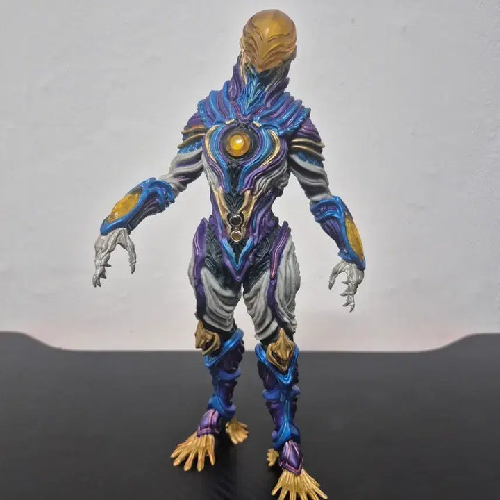 [BUNJANG] Ichiban Kuji Ultraman Kaiju Invitatioin Prize B Griger Figure / 제일복권 울트라맨 괴수초대전 B상 그리저 팝니다.