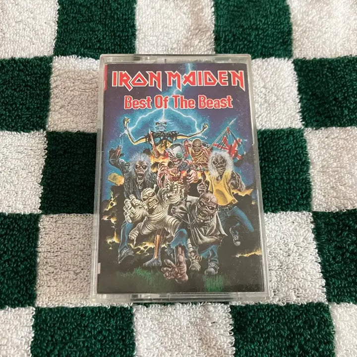[BUNJANG] Iron Maiden Best Album Heavy Metal Cassette Tape / 아이언 메이든 베스트 앨범 헤비메탈 카세트테이프