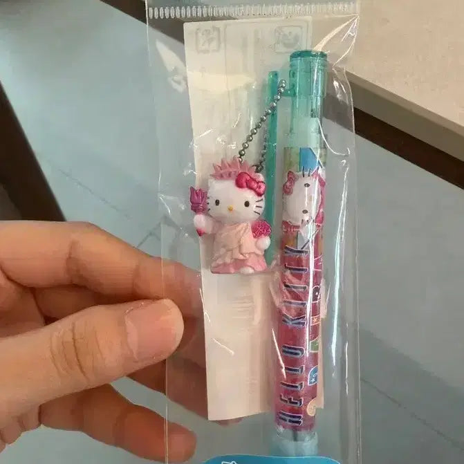 [BUNJANG] Classic Kitty Statue of Liberty Charm Mechanical Pencil / 고전 키티스트랩 자유의여신상 키티 샤프