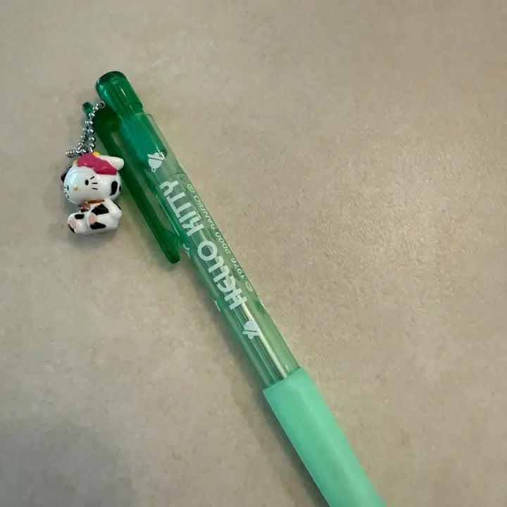 [BUNJANG] Vintage Kitty Strap Cow Kitty Mechanical Pencil / 고전 키티스트랩 젖소키티 샤프