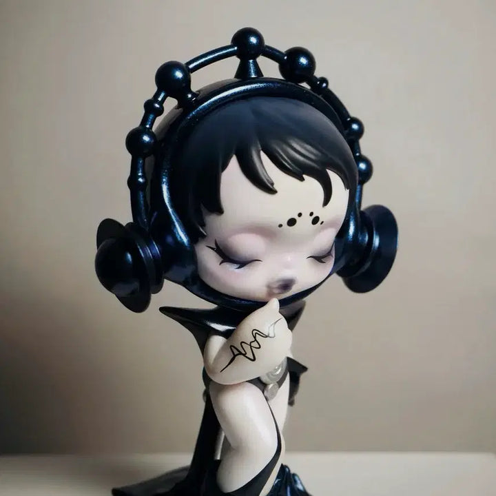 [BUNJANG] Pop Mart Skullpanda "The Terror" Figure / 팝마트 스컬판다 소리 시리즈 더테러