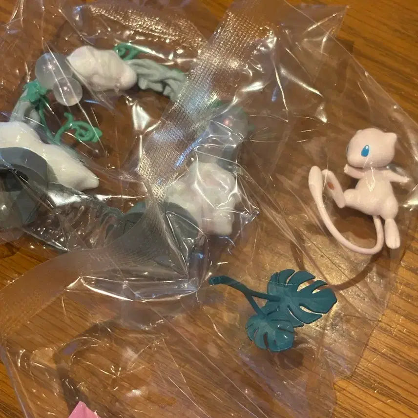[BUNJANG] Pokemon Re-Ment Circular Diorama Collection Vol. 2 Mew / 포켓몬 리멘트 서큘러 디오라마 콜렉션 2탄 뮤
