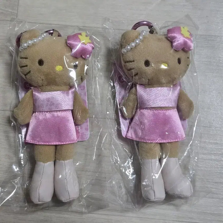 [BUNJANG] Long Leg Tanning Kitty Plush / 롱다리 태닝키티