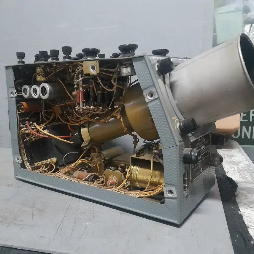 [BUNJANG] Vintage US Military Vacuum Tube Oscilloscope / 빈티지  미제 군용 진공관  오실로스코프