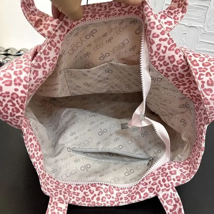 [BUNJANG] Alo Pink Leopard Tote Bag / alo 알로 핑크 레오파드 토트