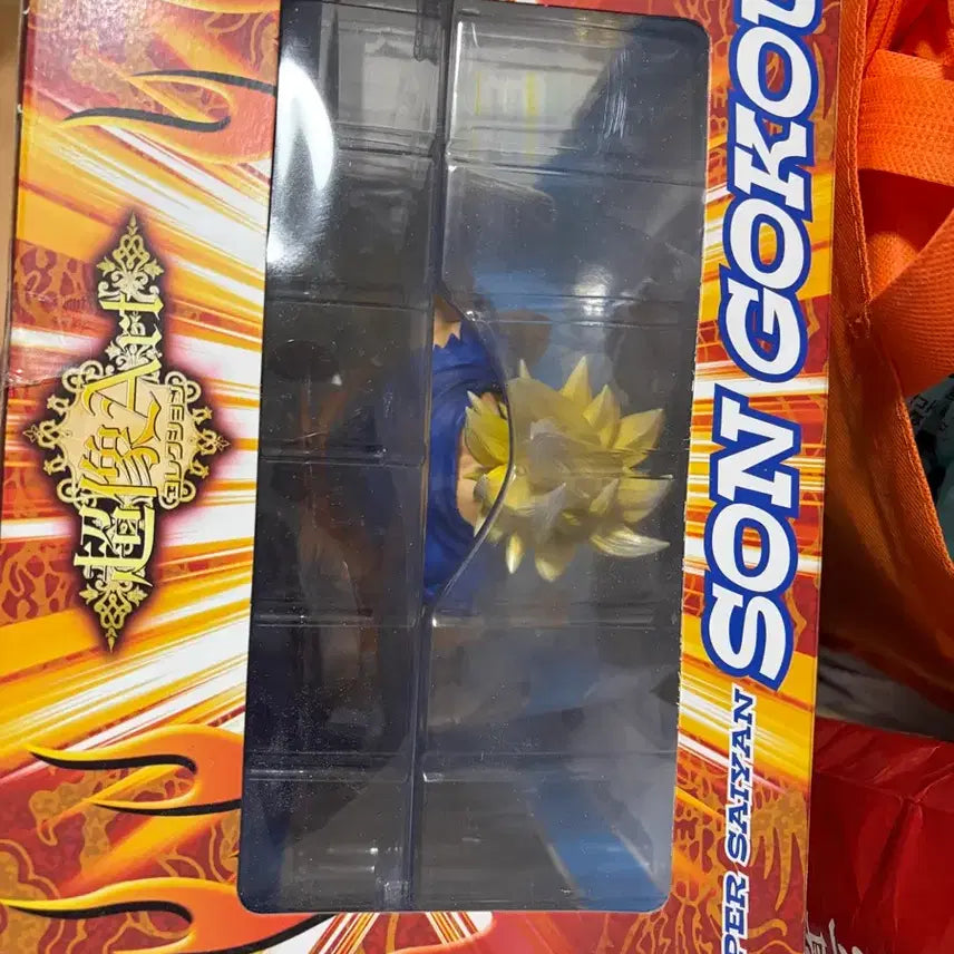 [BUNJANG] Medicos Super Figure Art Son Goku Ver. 1 / 드래곤볼 피규어 메디코스 초상아트 손오공 ver 1.
